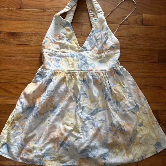 Floral Sleeveless Dress - Yellow and White - Picture 5 of 8